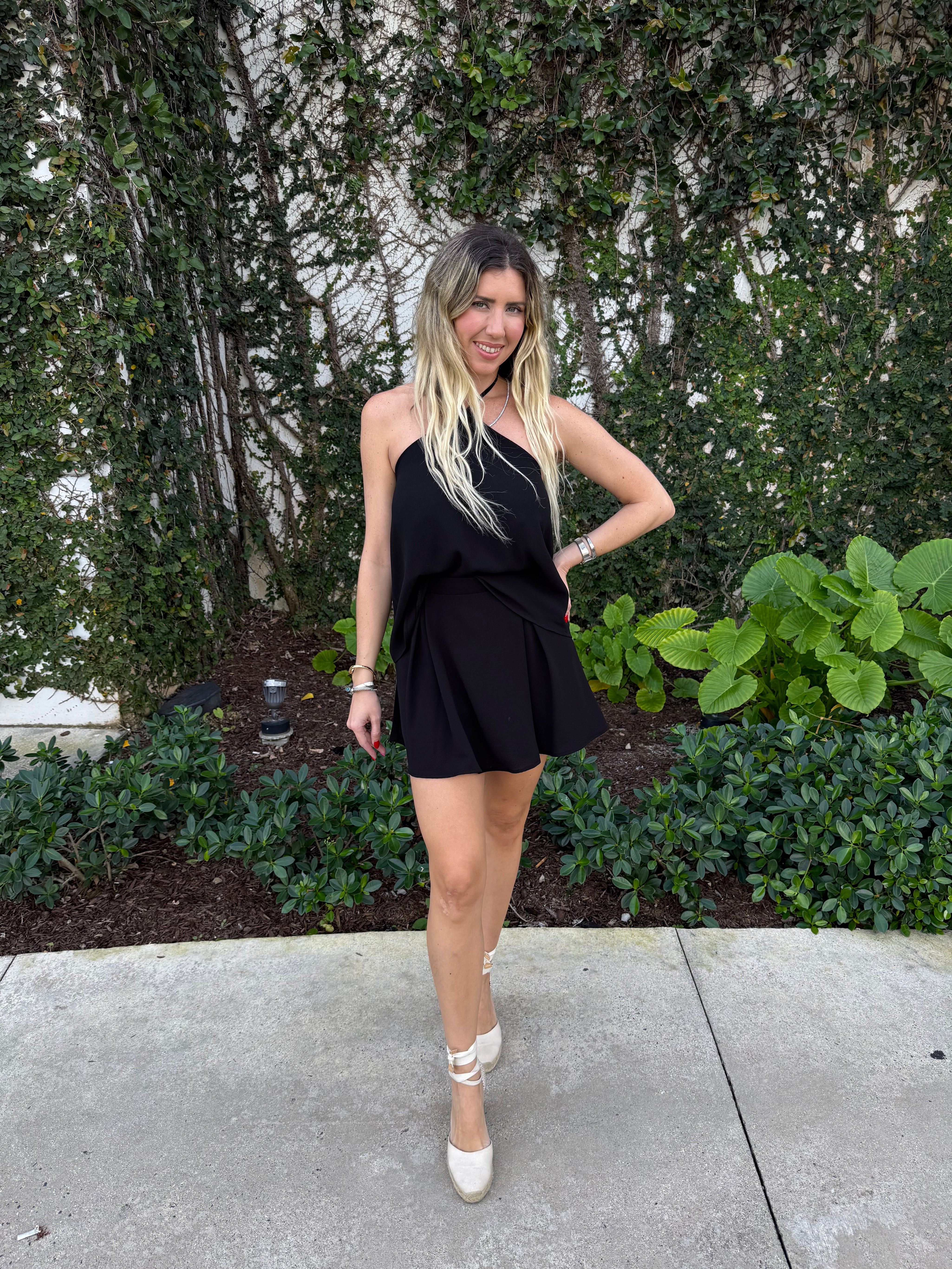 Solid Skinny X Halter Top