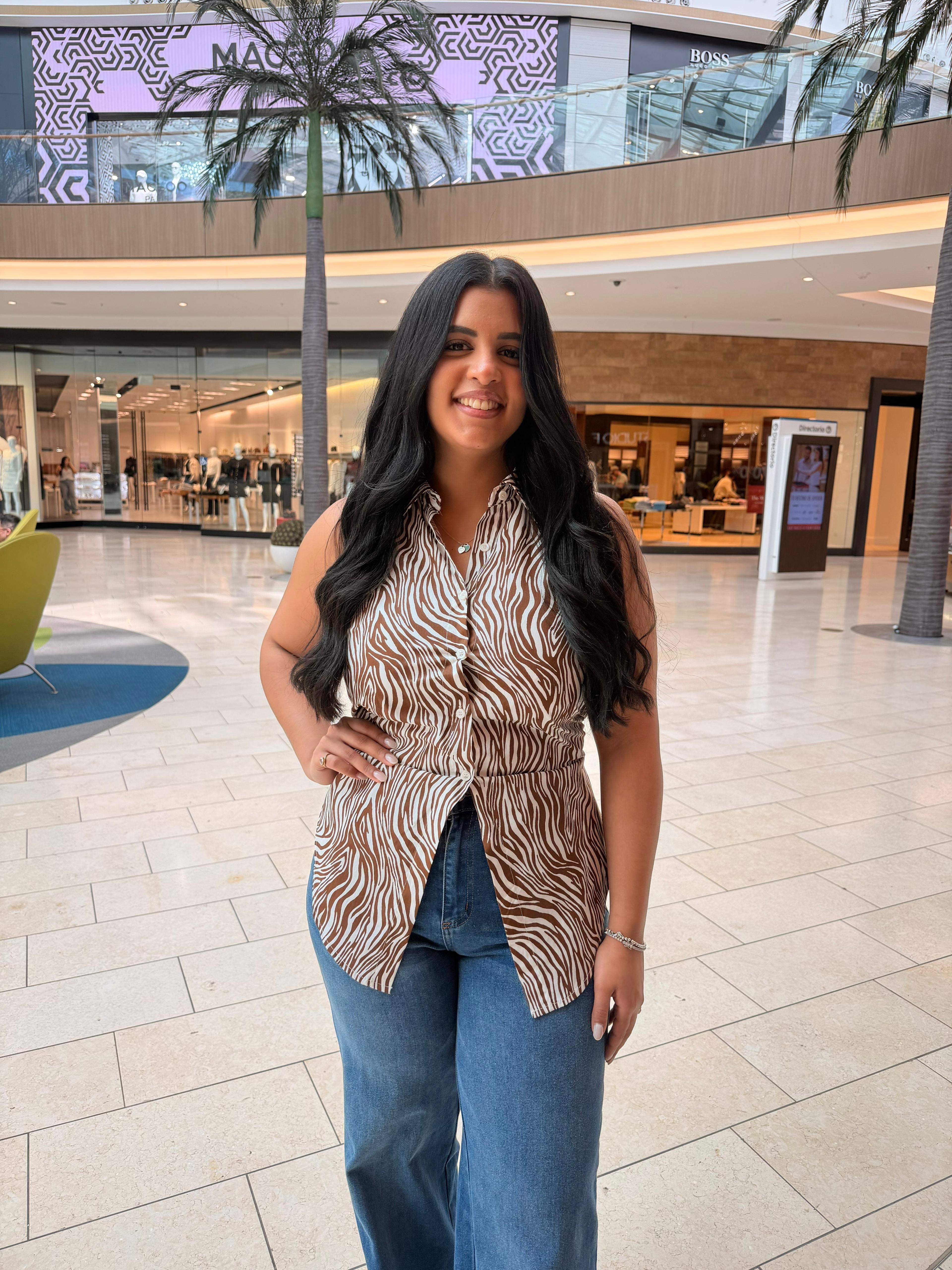 Safari Sleeveless Button Up Top