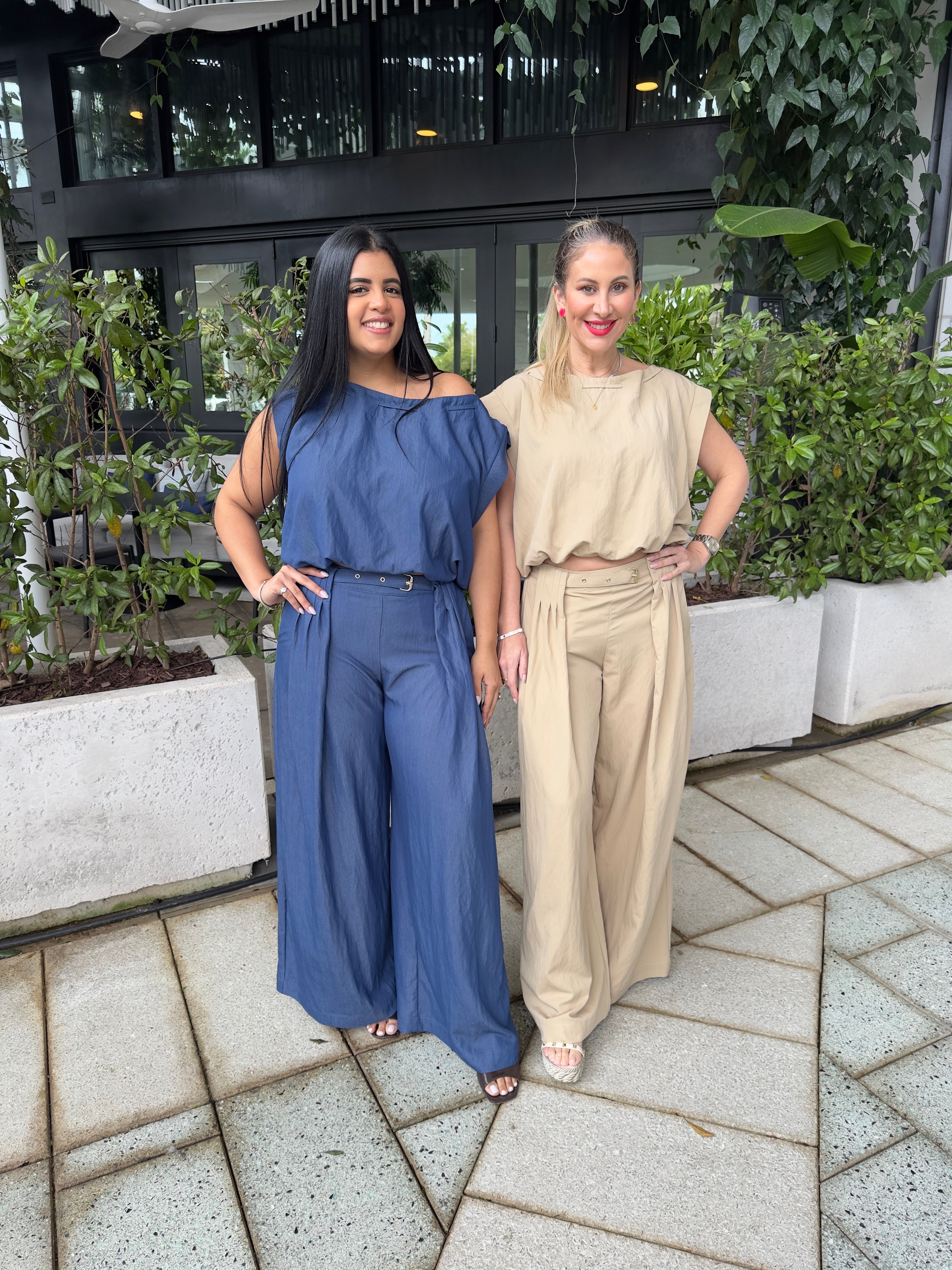 Sleeveless Top & Long Pants