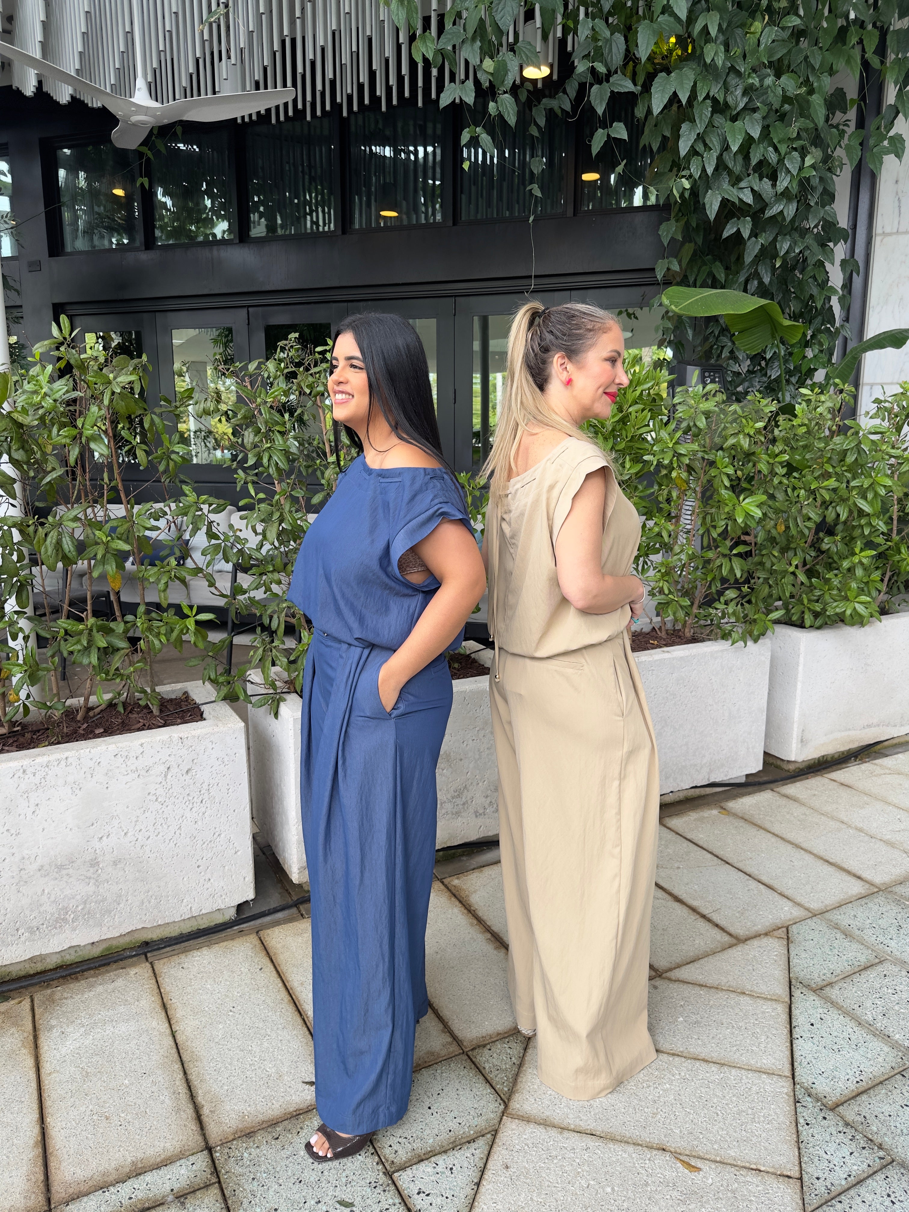 Sleeveless Top & Long Pants