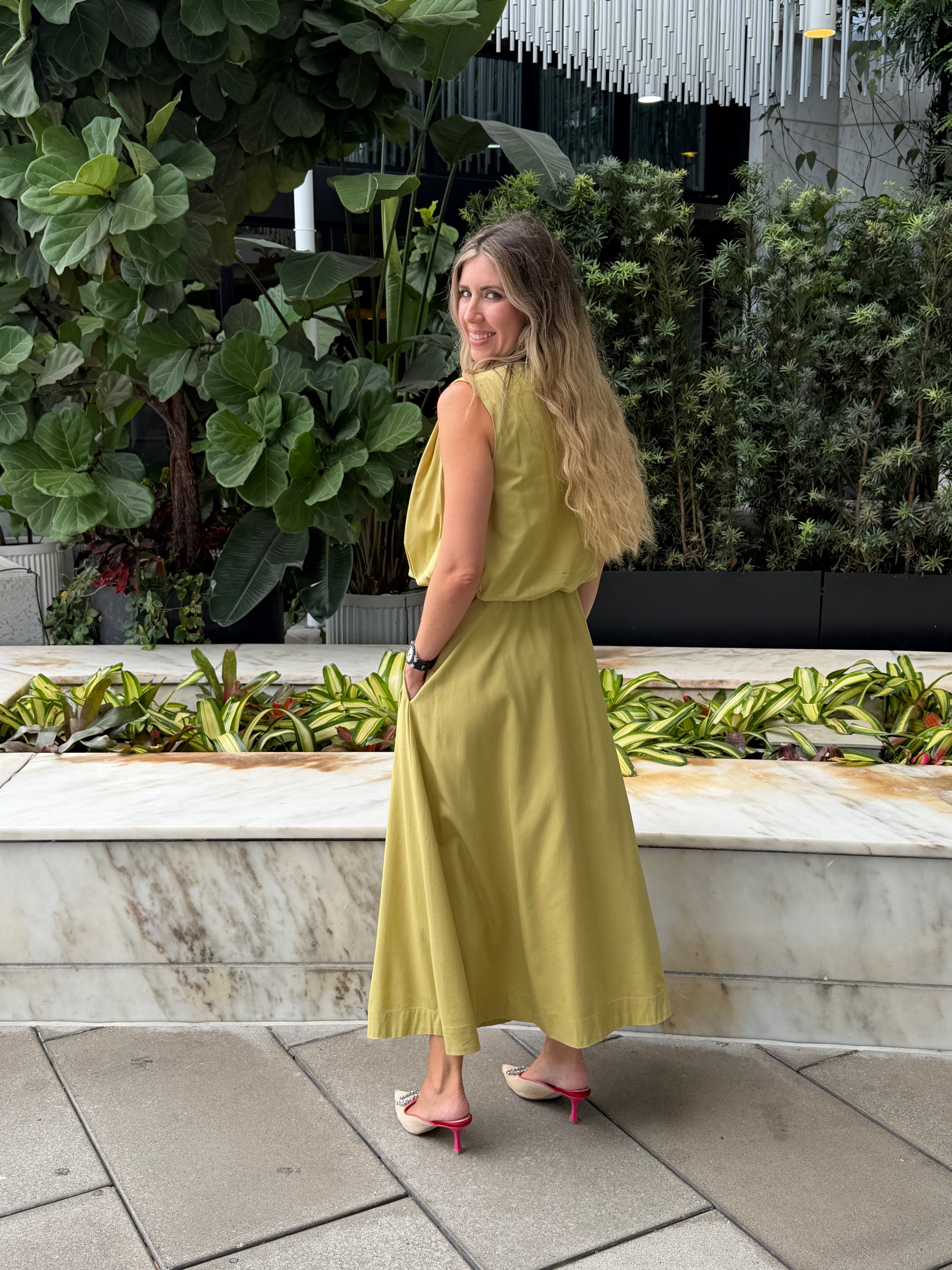 Pleats Bubble Top & Midi Skirt