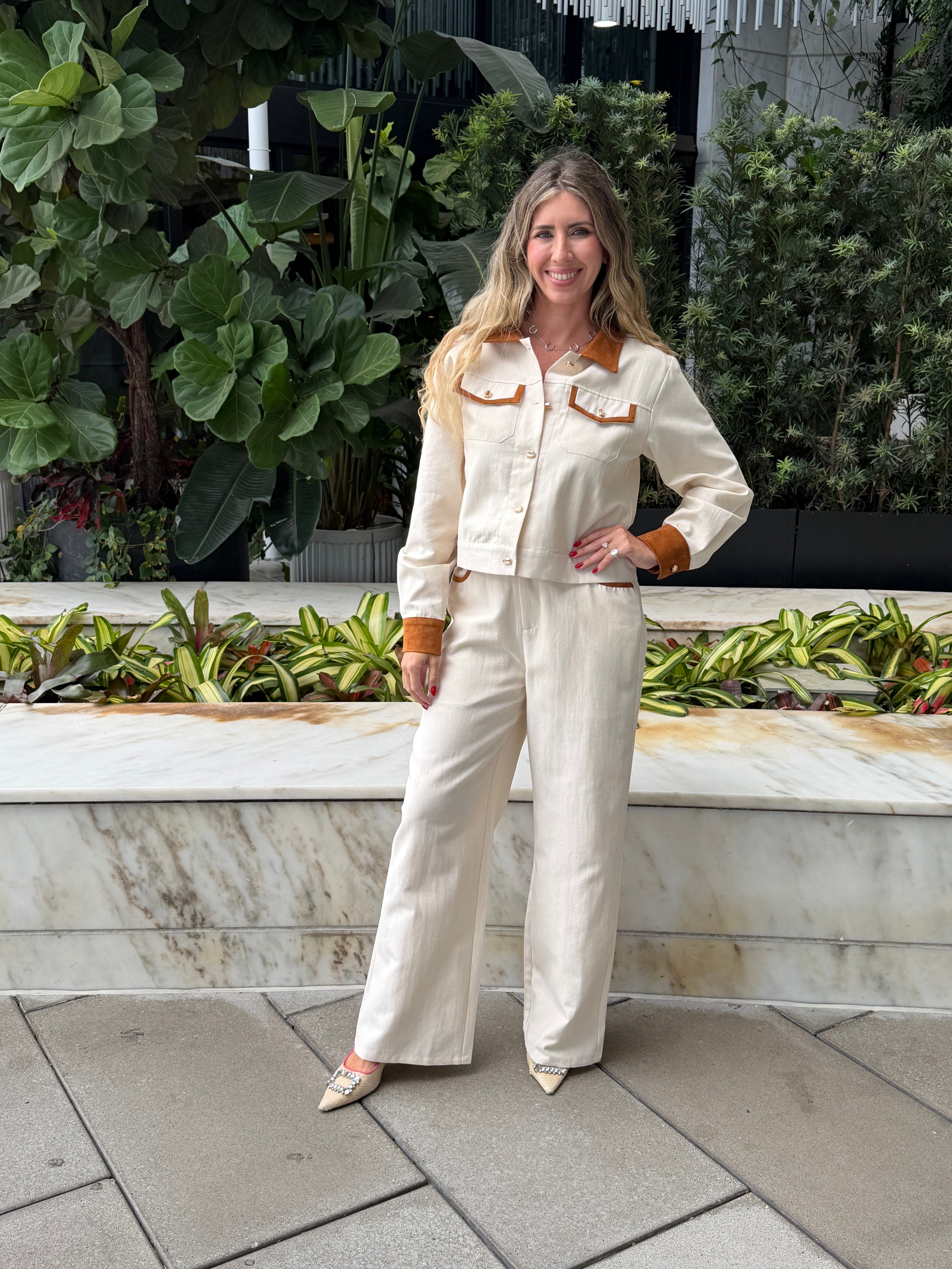 Contrast Detail Collar Jacket & Pant