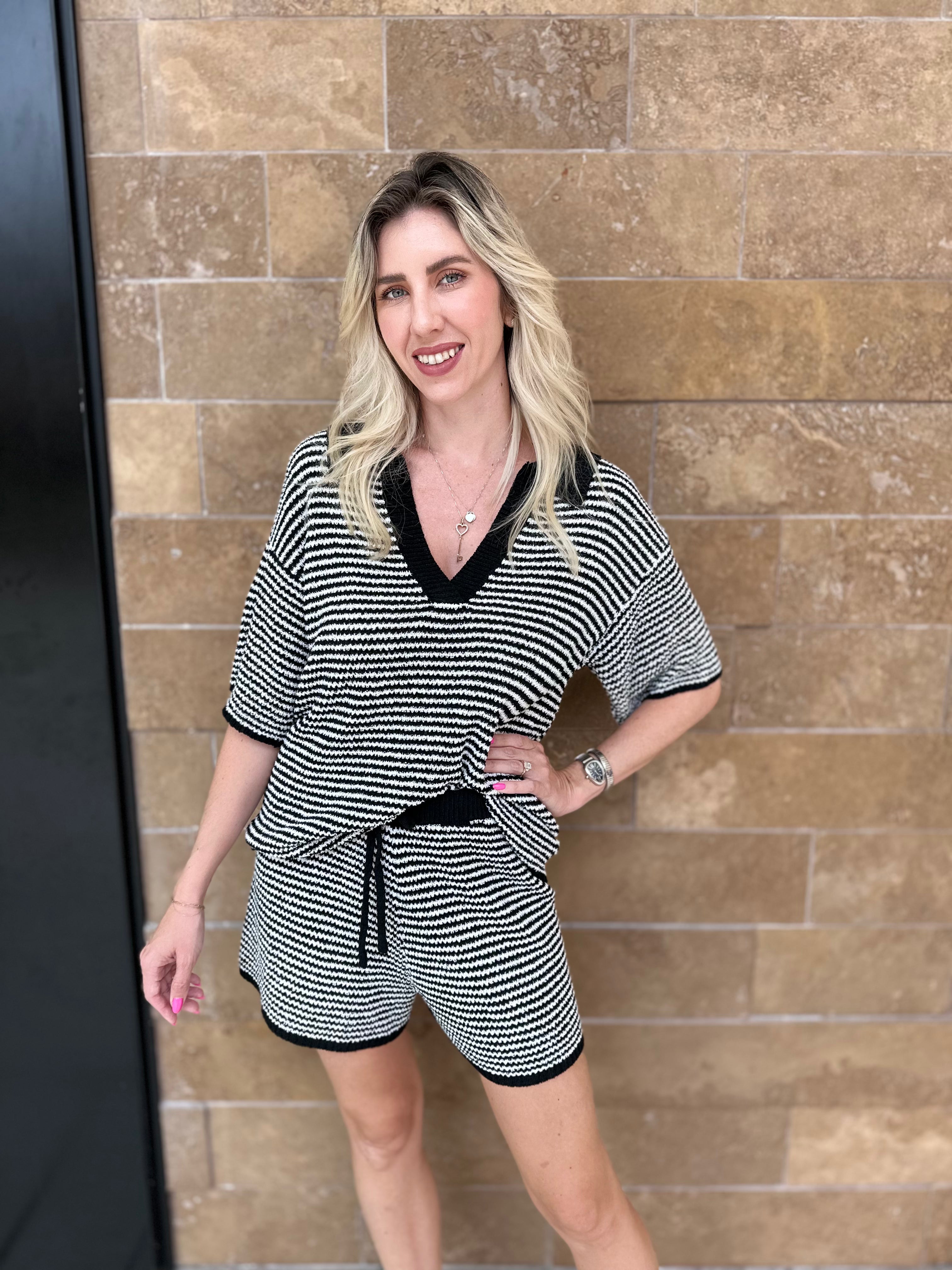 Collar Short Slv. Top & Short Set
