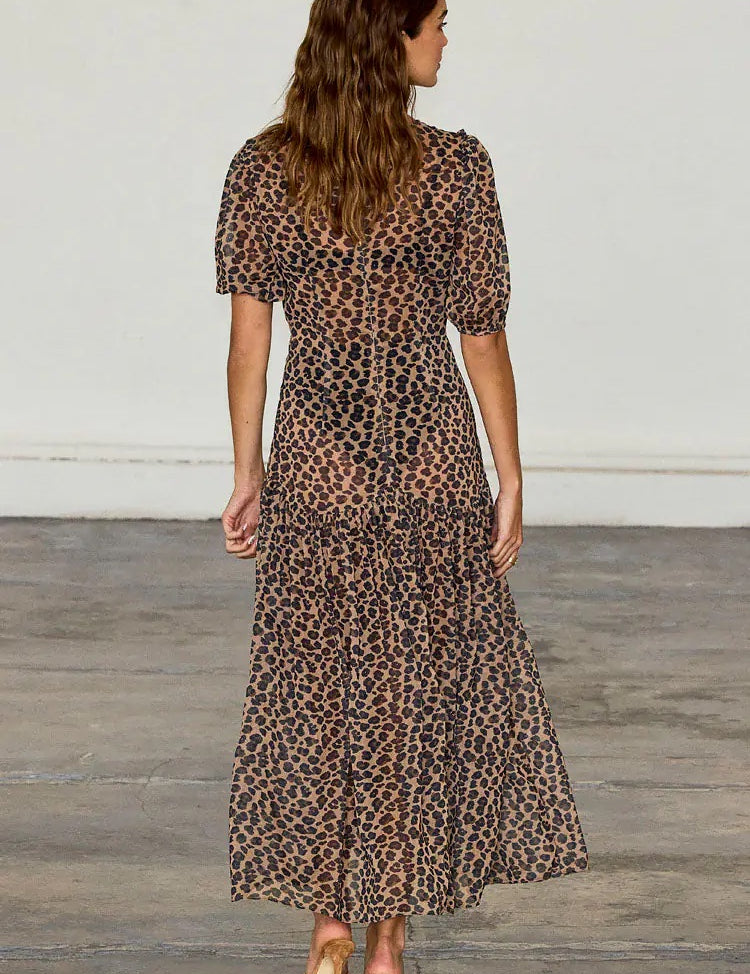 never-fully-dressed-leopard-lucia-2.jpg