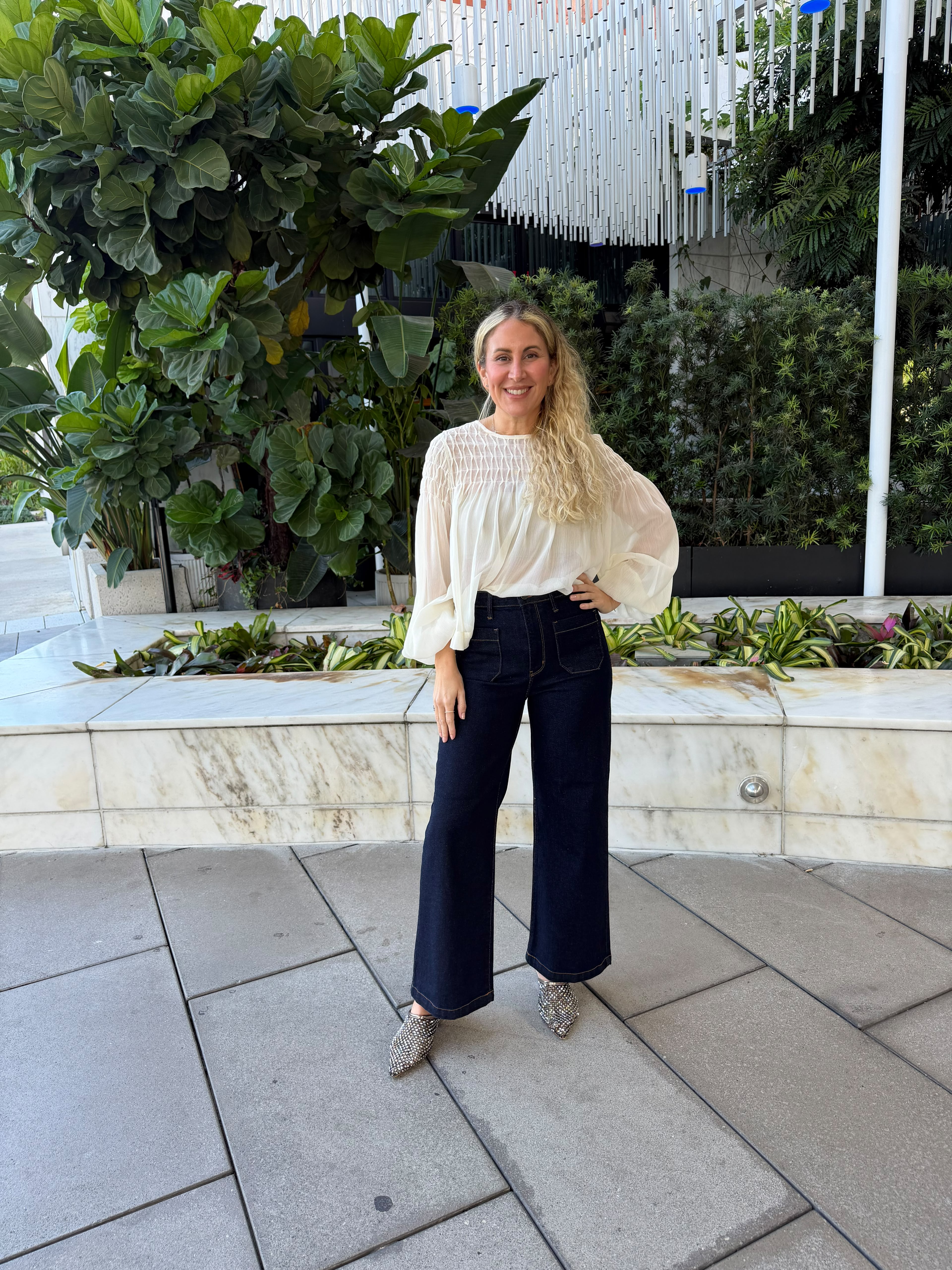 Front Pocket Wide Jeans
