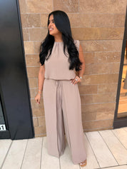 Matte Crepe Overlap Pants