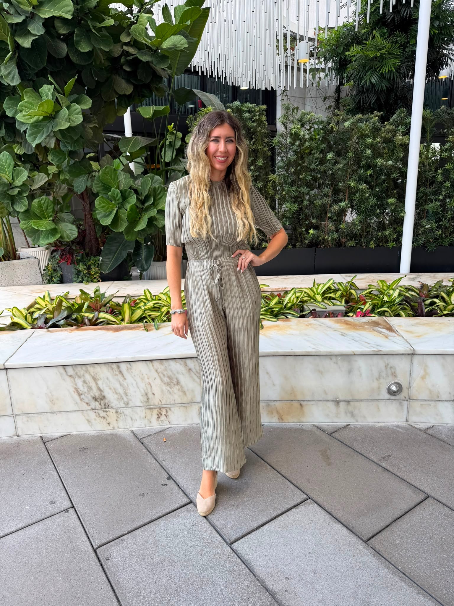 Pleated Drawstring Long Pants