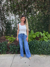Front Pockets Straight Jeans
