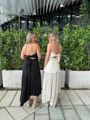 Asymmetric Pleated Slit Skirt